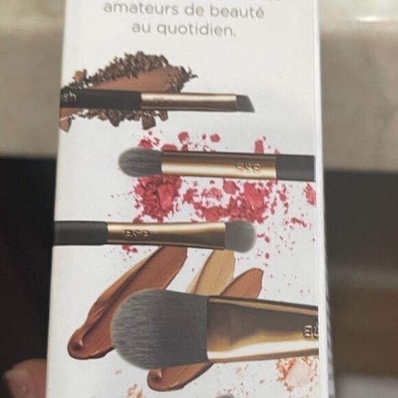 BDB Billion Dollar Beauty brushes set of 6 New in box - Picture 6 of 6